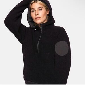 Outdoor Voices Black Fleece Pullover XS